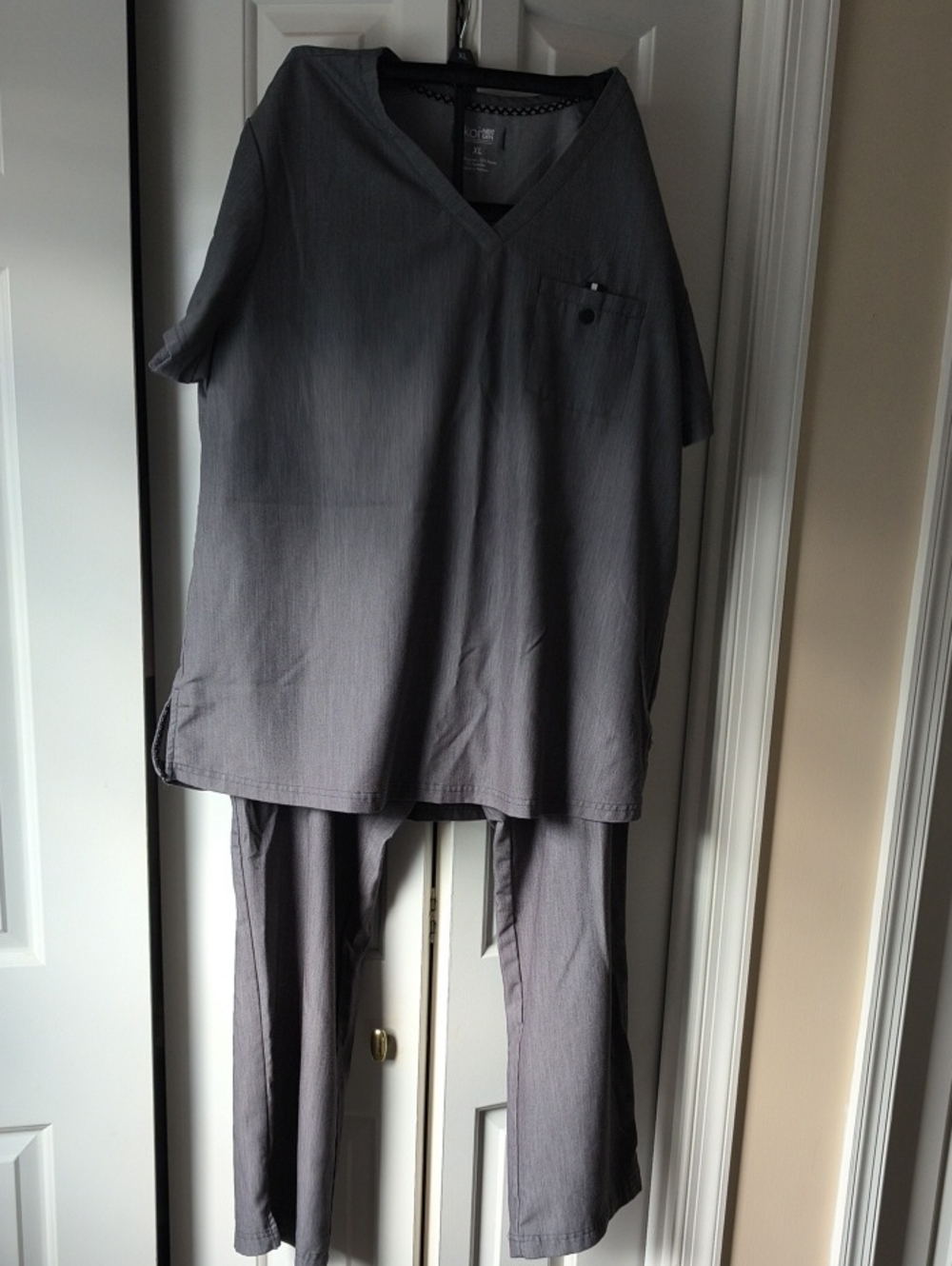 Koi Next Gen Heather Grey XL Women's Scrubs Set